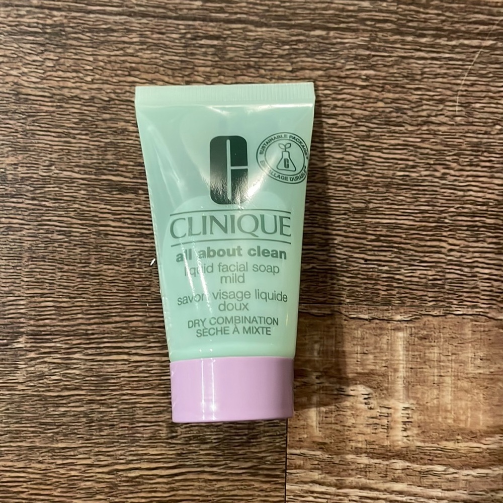 NWT “All About Clean” Clinique Liquid Facial Soap Mild
